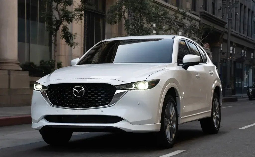 Mazda CX-5 S Select:car with lowest insurance rates