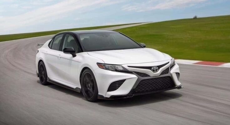Toyota Camry 2022