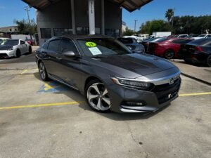 Does the 2018 Honda Accord Sport have good fuel economy