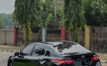 2022 Toyota Camry Black