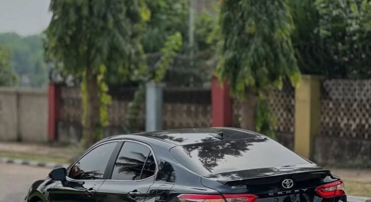 2022 Toyota Camry Black